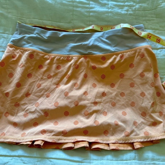 Lululemon pace setter skirt size 4, light orange - Picture 2 of 5